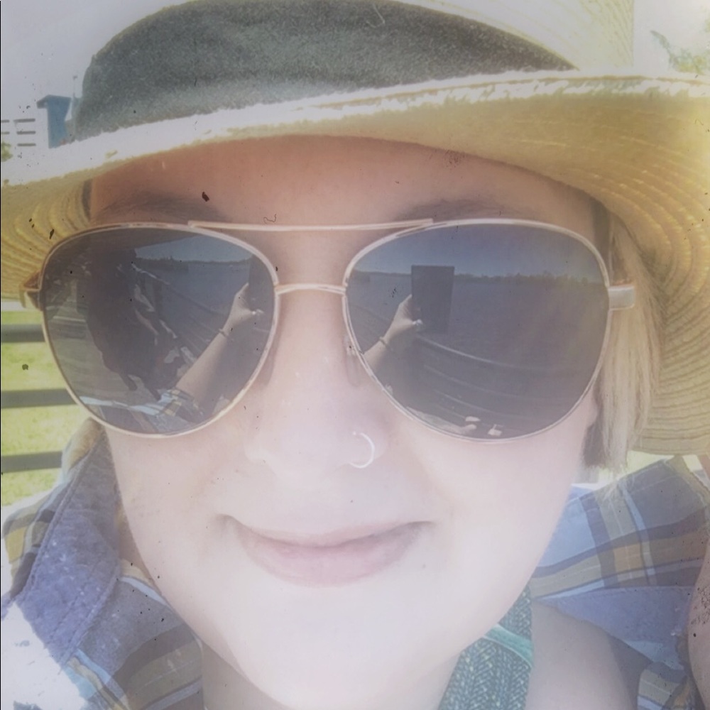 Meet your Posher, Beth